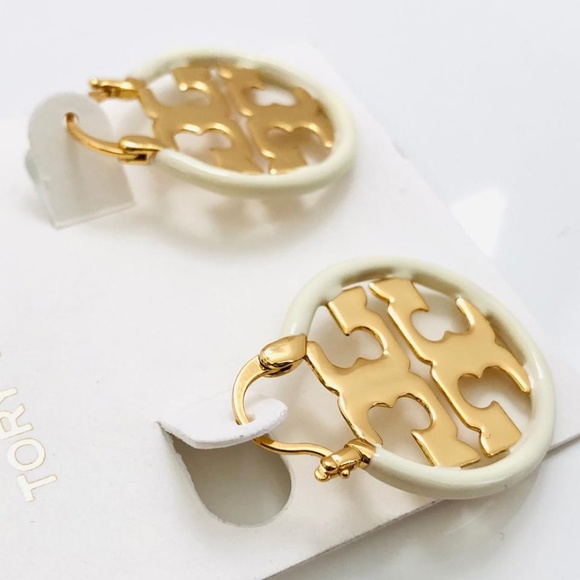 NWT Tory Burch Small Ivory Miller Hoop Earrings Rtl $125 - Picture 2 of 4